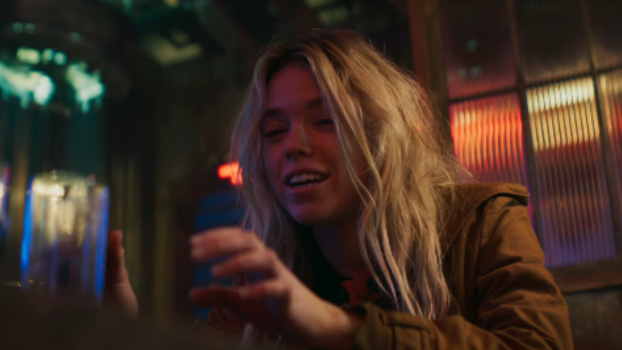 Trailer de Supergirl chega com ação cósmica e mostra versão rebelde a heroína