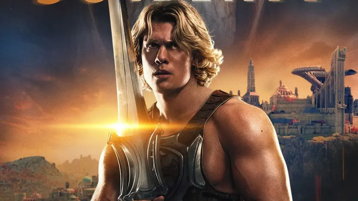 Foto de He-man com uma espada na mão