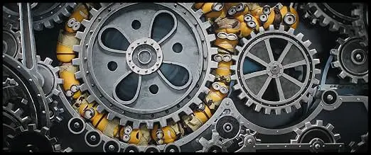 Foto de rodas de máquinas e mínions passando por ela em Minions & Monstros