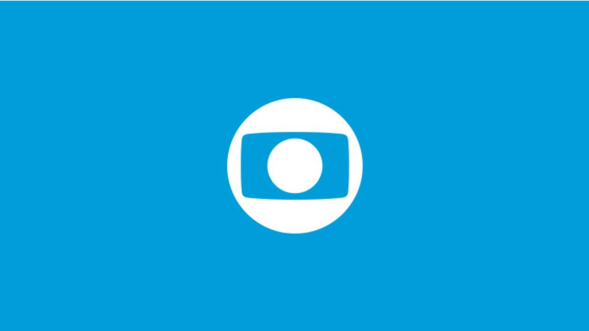 foto de azul e logo da globo em branco